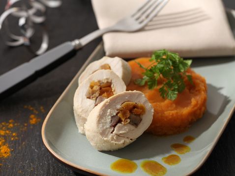 Recette de volaille farcie aux fruits secs et purée | Daco Bello