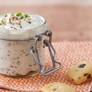 Recette de crème fromagère aux graines, et crackers | Daco Bello